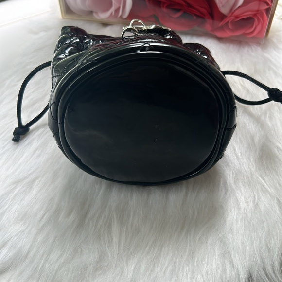 GUESS black shiny drawstring jewelry bag pouch - Picture 6 of 6